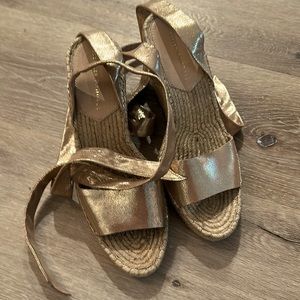 LOEFFLER RANDALL WEDGE GOLD SANDALS